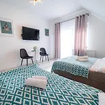 Na Zurawiej 10 Guest house 3*