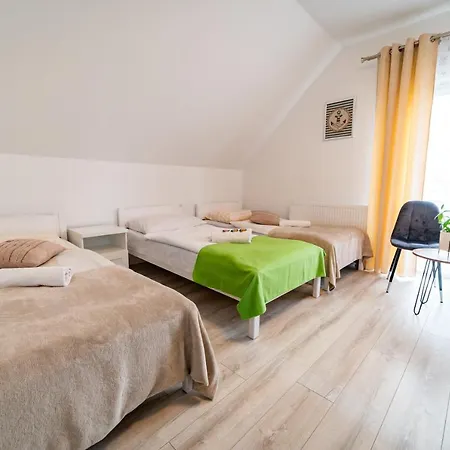 Na Zurawiej 10 Pensjonat 3*